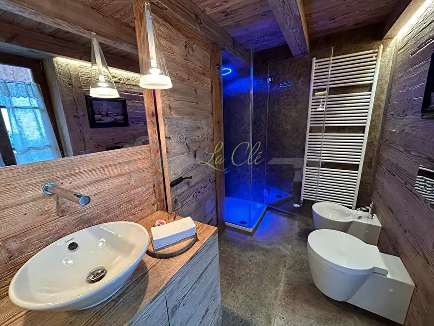 Immagine 18 di Loft/Open space in affitto  a Courmayeur