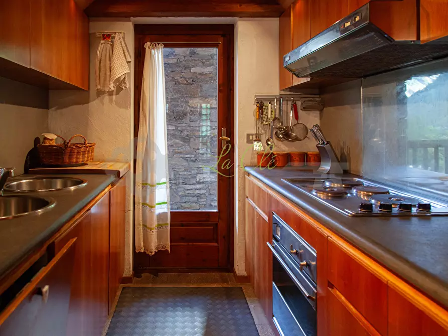 Immagine 6 di Trilocale in affitto  a Courmayeur