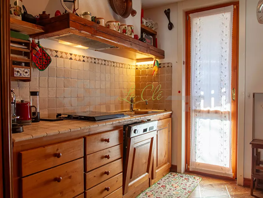 Immagine 14 di Quadrilocale in affitto  a Courmayeur