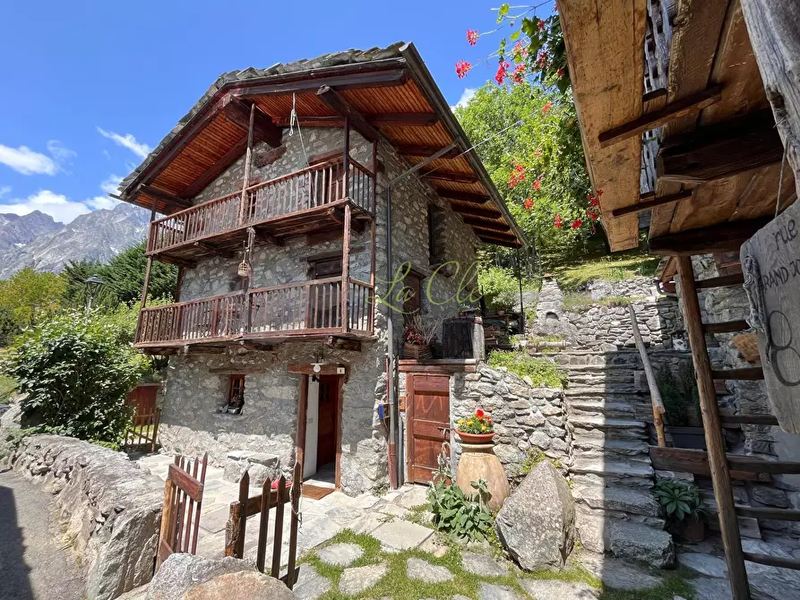 Immagine 30 di Baita in affitto  a Courmayeur