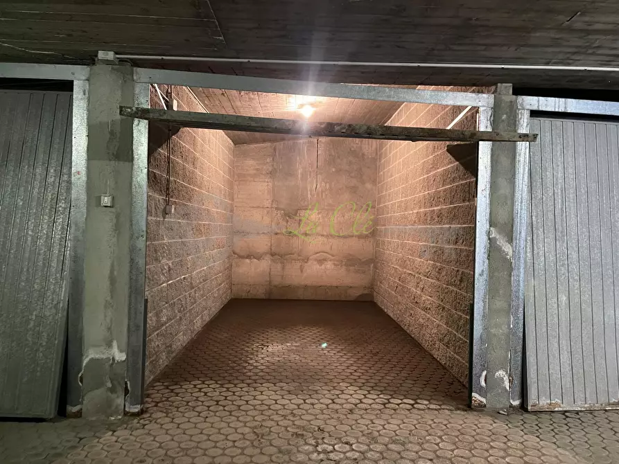 Immagine 1 di Garage in affitto  a Courmayeur