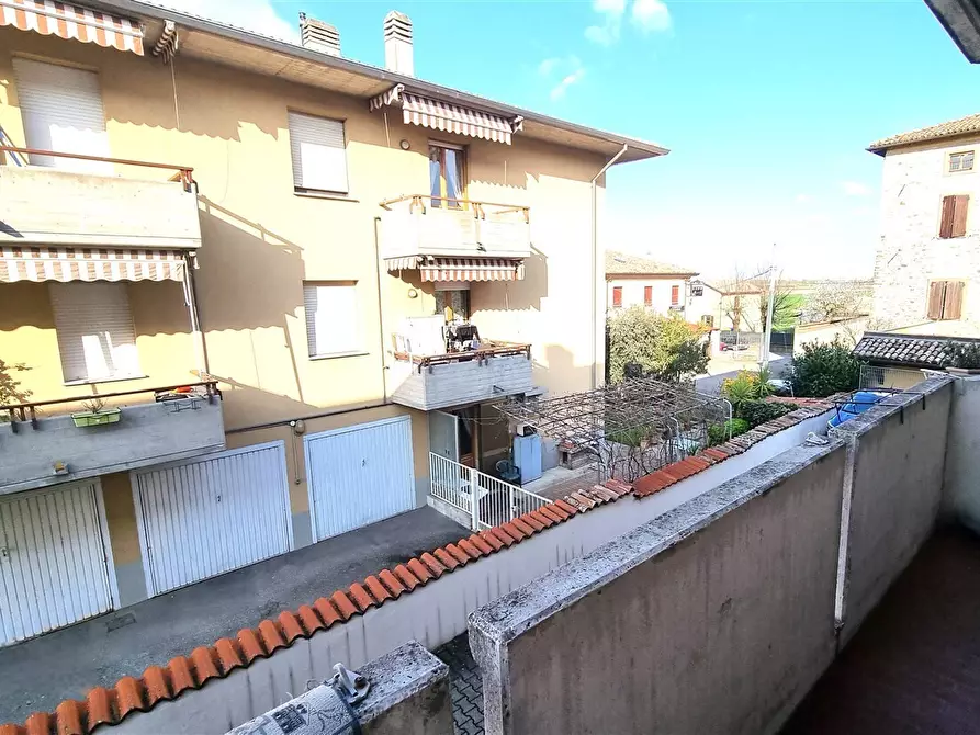 Immagine 21 di Trilocale in vendita  in Strada Val Parma 228 a Parma