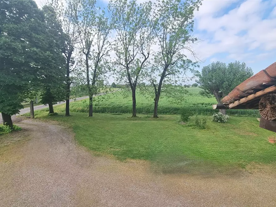 Immagine 12 di Rustico / casale in vendita  in Strada Gazzano 30 a Parma