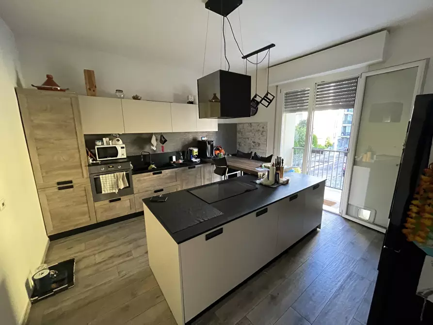 Immagine 1 di Quadrilocale in vendita  in Via Achille Grandi a Modena