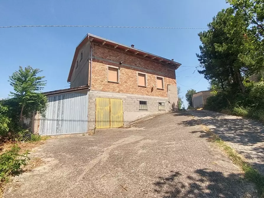 Immagine 3 di Casa indipendente in vendita  in Via Marzola 86 a Guiglia