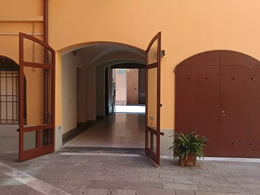 Immagine 12 di Garage in vendita  in Via dei Balugola 14 a Modena