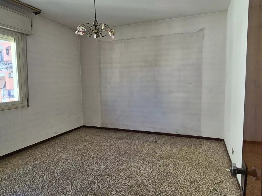 Immagine 4 di Quadrilocale in vendita  in Via Giuseppe Gioacchino Belli 54 a Modena