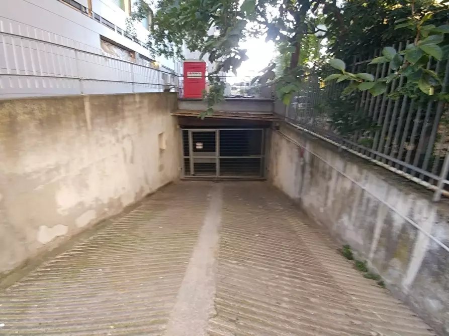 Immagine 33 di Quadrilocale in vendita  in Via Pietro Giardini 396 a Modena