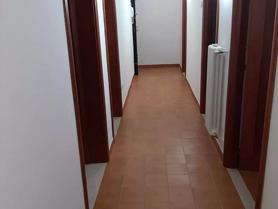 Immagine 5 di Stanza singola in affitto  a Rovigo