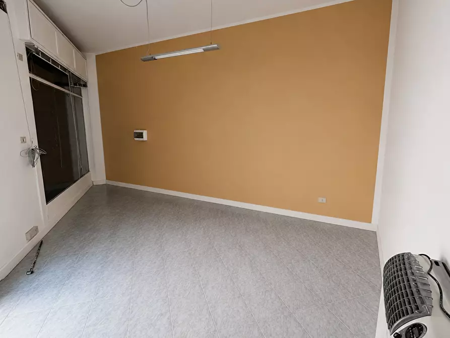 Immagine 1 di Ufficio in affitto  a Rovigo