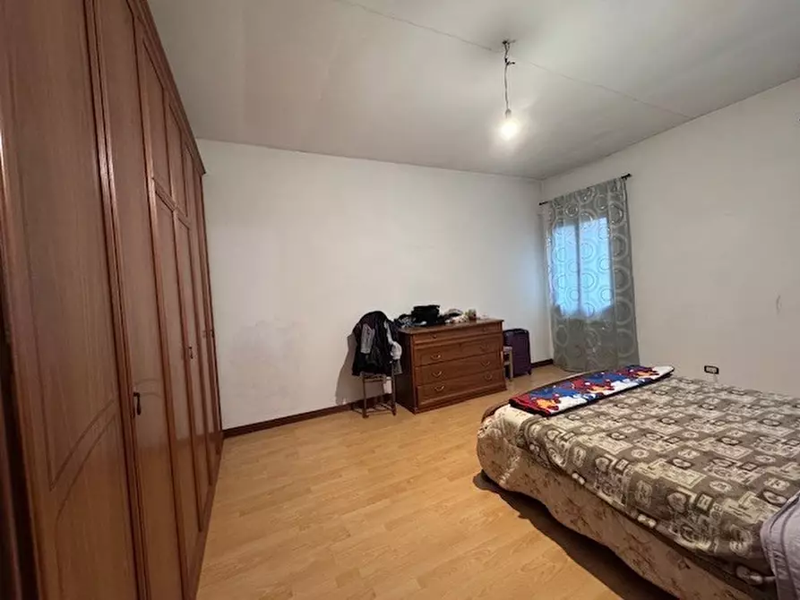 Immagine 11 di Porzione di casa in vendita  a Costa Di Rovigo