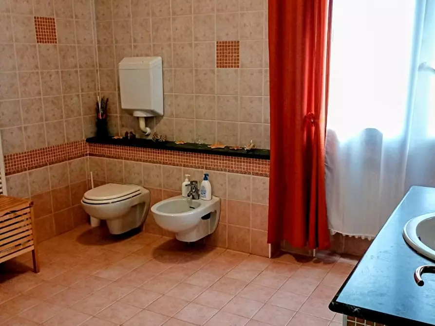 Immagine 10 di Villa in vendita  a Rovigo