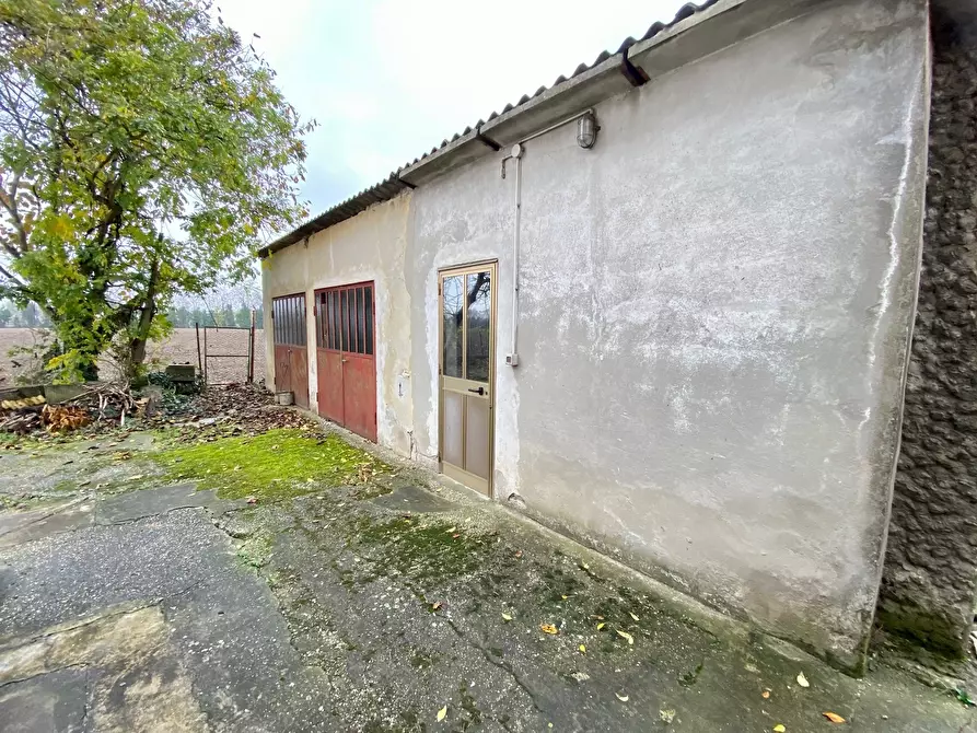 Immagine 13 di Casa bifamiliare in vendita  in via gorghetti a Boara Pisani