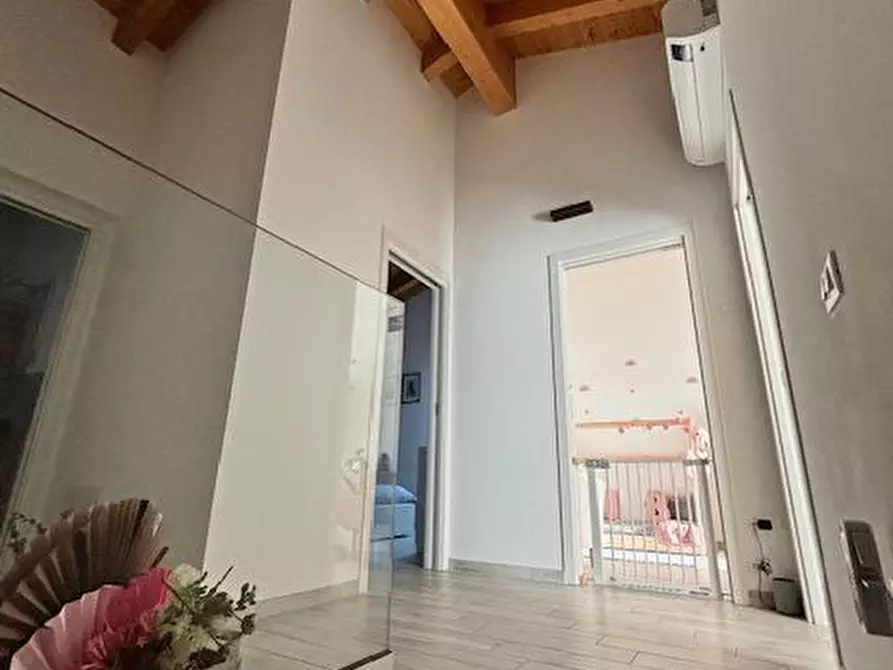 Immagine 7 di Casa bifamiliare in vendita  a Rovigo