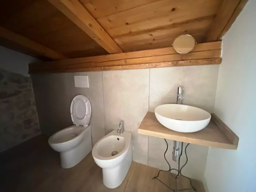 Immagine 9 di Casa indipendente in vendita  in via Sacramento a Casamassima