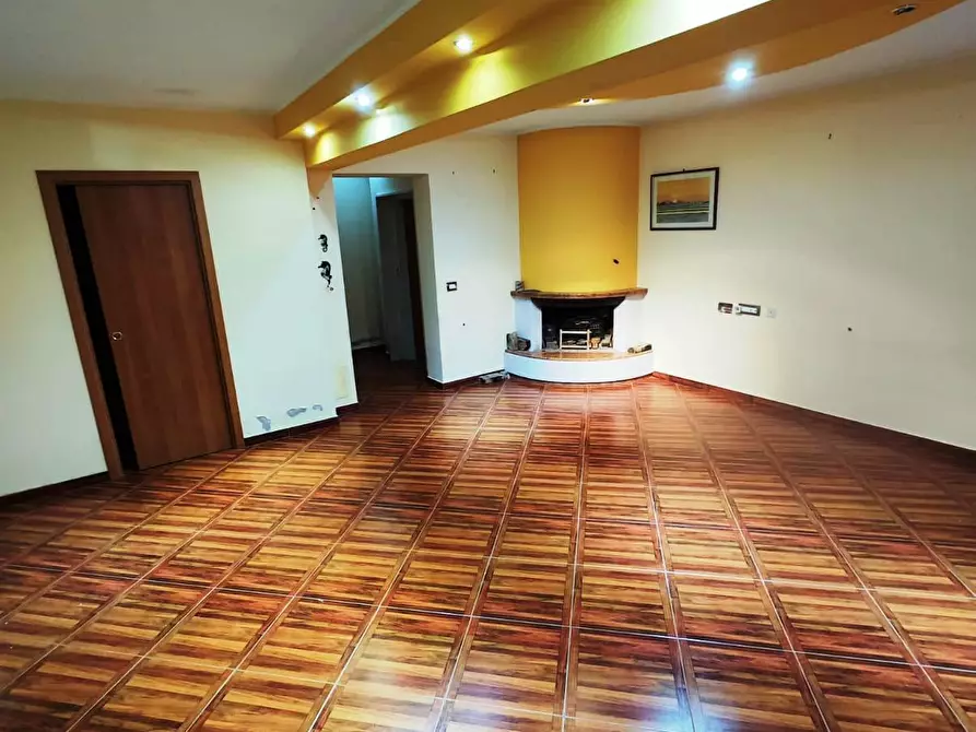 Immagine 4 di Villa in vendita  in Via Frisini 20 a Casamassima