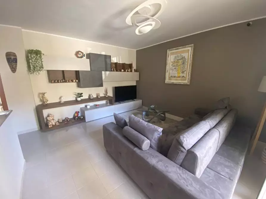 Immagine 7 di Trilocale in vendita  in Via Onofrio Fiermonte 9 a Casamassima
