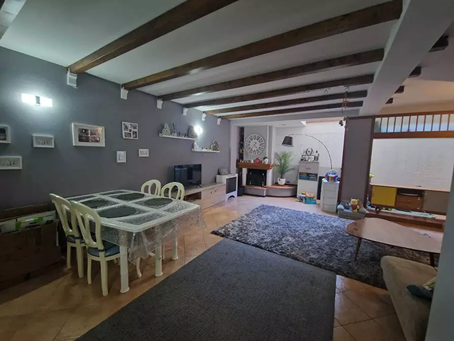 Immagine 28 di Villa in vendita  in Via Angelo Michele Pesce 62 a Casamassima