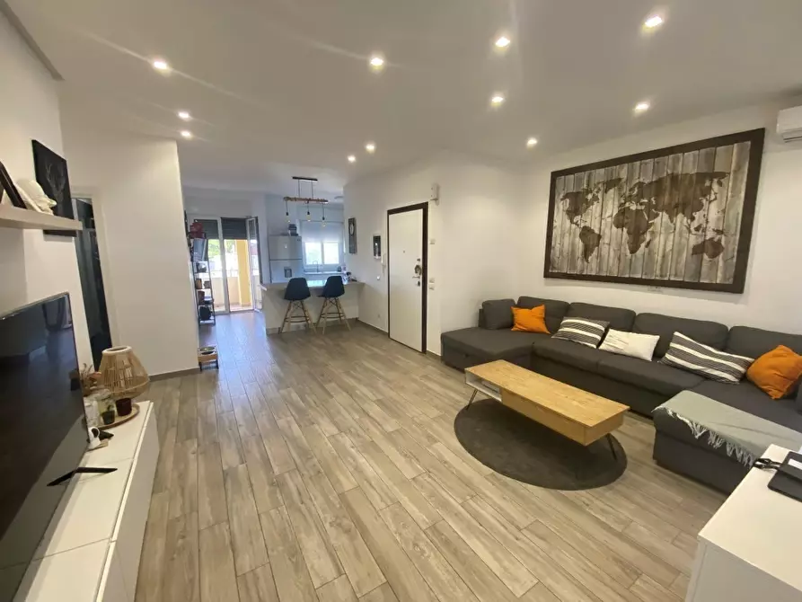 Immagine 1 di Trilocale in vendita  in Via Don Minzoni 2F a Casamassima