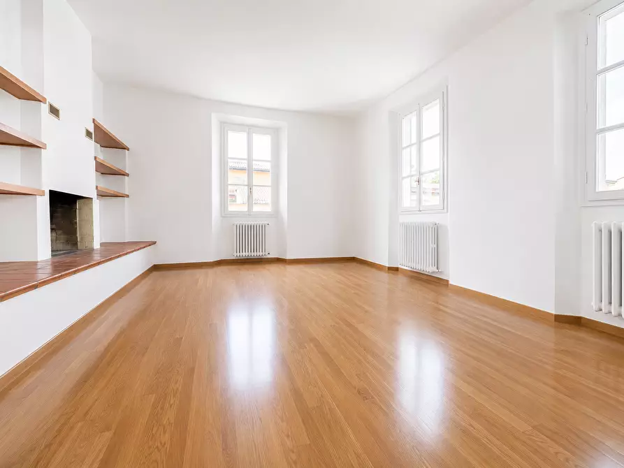 Immagine 3 di Appartamento in vendita  a Bologna