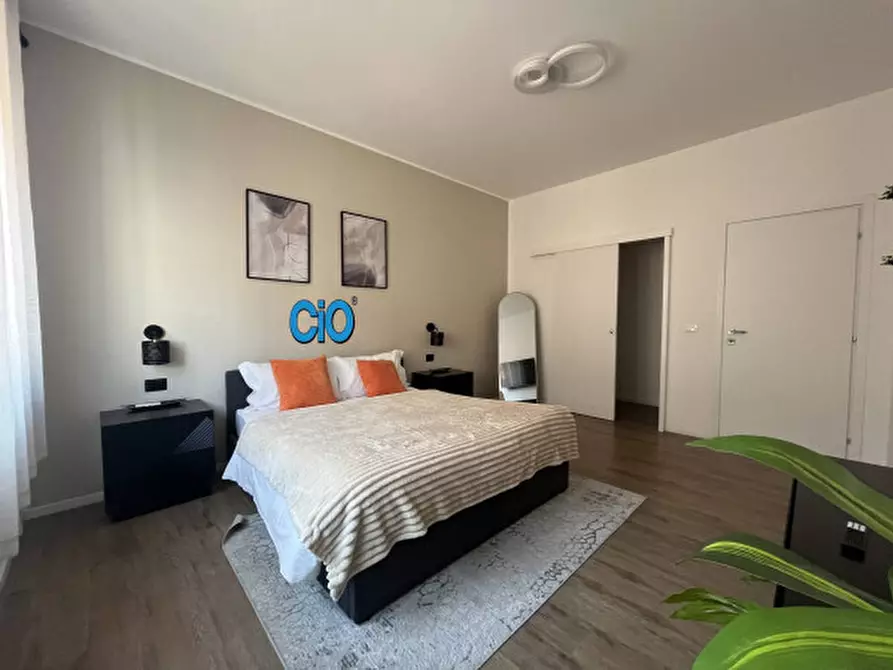 Immagine 5 di Bilocale in vendita  a Bologna