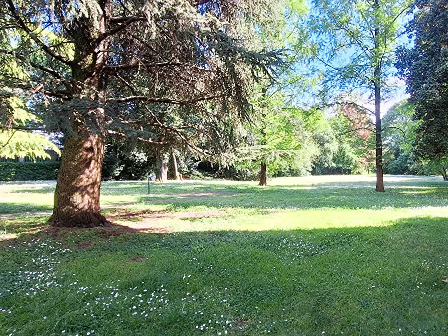 Immagine 7 di Quadrilocale in vendita  a Brescia