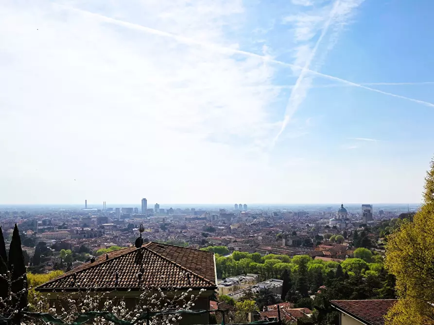 Immagine 1 di Porzione di casa in vendita  in Via Panoramica a Brescia