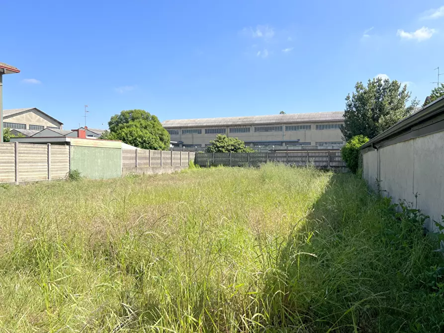 Immagine 1 di Terreno edificabile in vendita  in Via Trento 33 a Nerviano