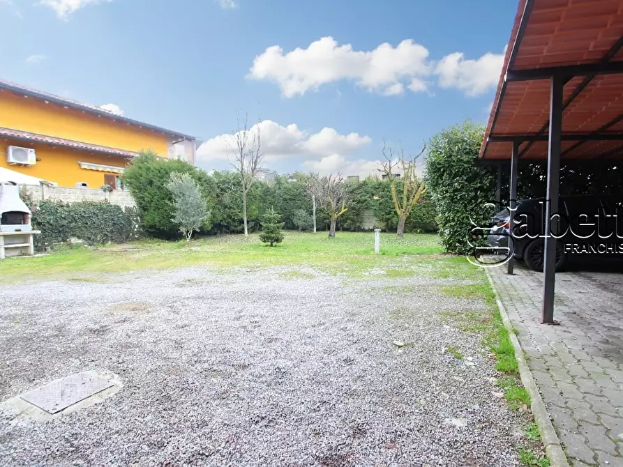 Immagine 38 di Villa in vendita  in Via Luigi Pirandello a Nerviano
