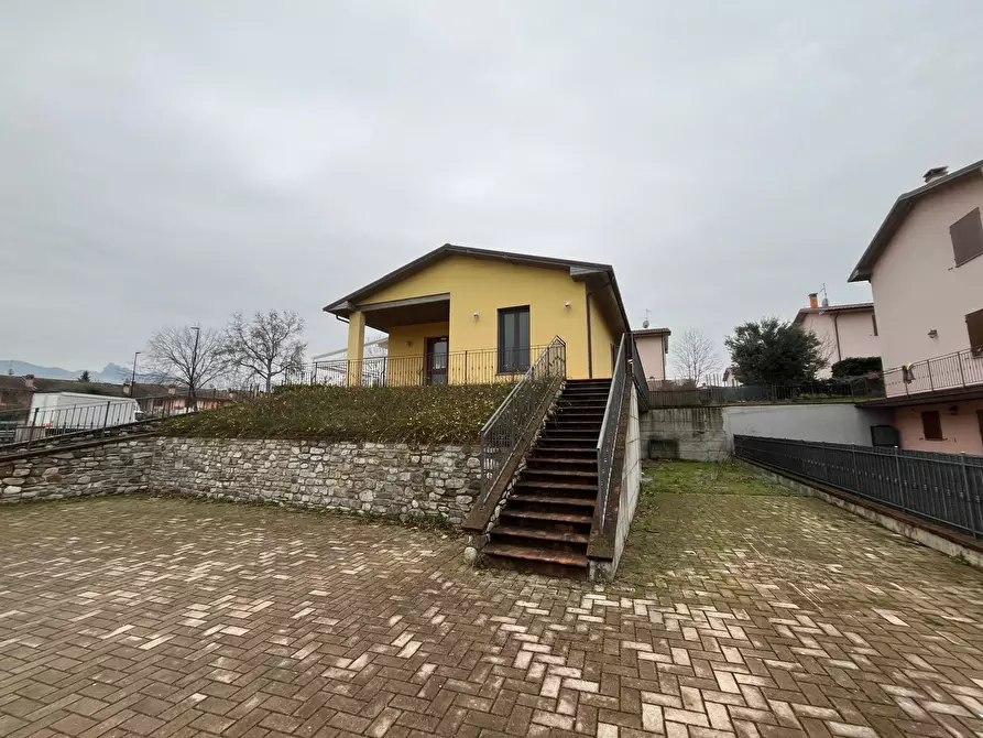 Immagine 9 di Casa indipendente in vendita  in Via Leonardo da Vinci 1 a Novafeltria