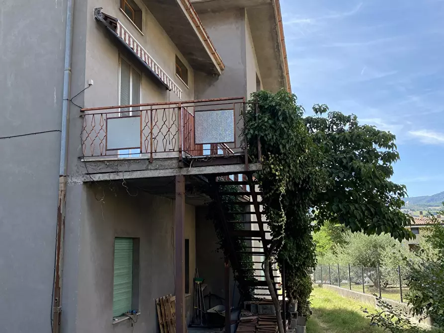 Immagine 3 di Trilocale in vendita  in Via Montefeltro a Novafeltria