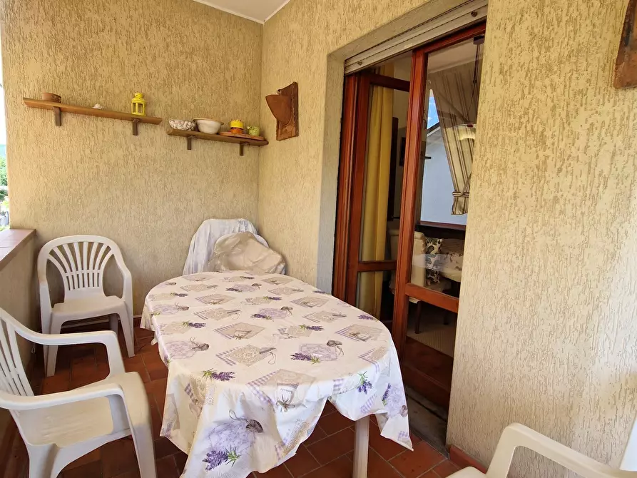 Immagine 21 di Villa in vendita  in Via del Bozzo a Lucca