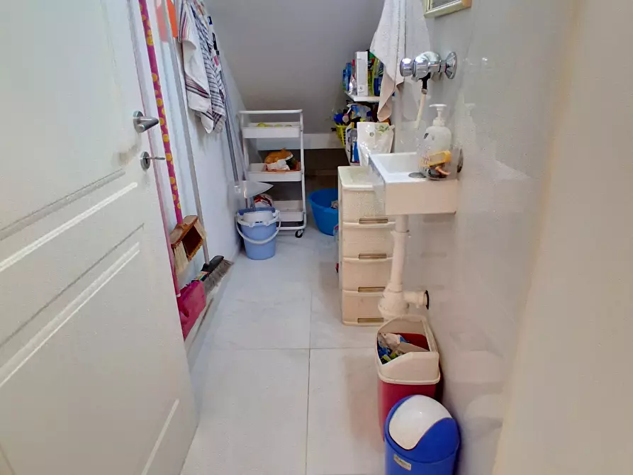 Immagine 17 di Casa bifamiliare in vendita  in Via Sarzanese a Lucca