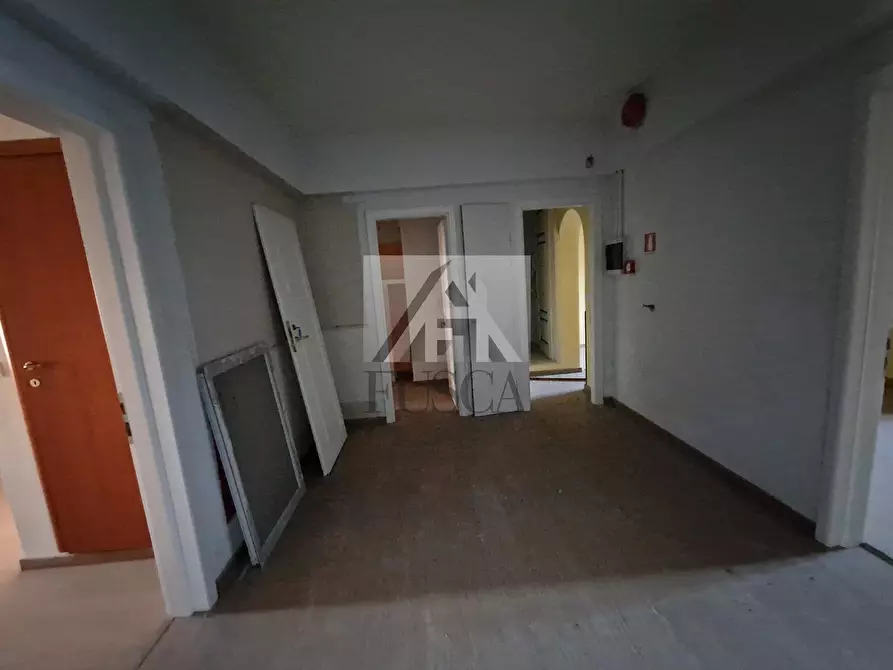 Immagine 30 di Albergo/B&B/Residence in vendita  in Viale Giosuè Carducci 33 a Viareggio