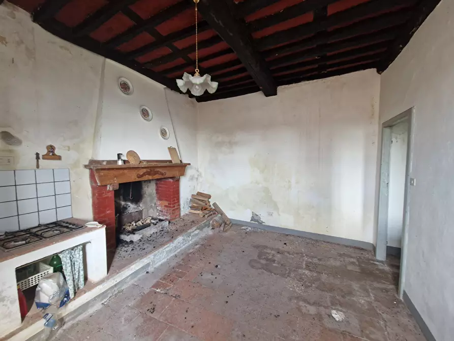 Immagine 9 di Rustico / casale in vendita  in Via di Magazzeno a Lucca