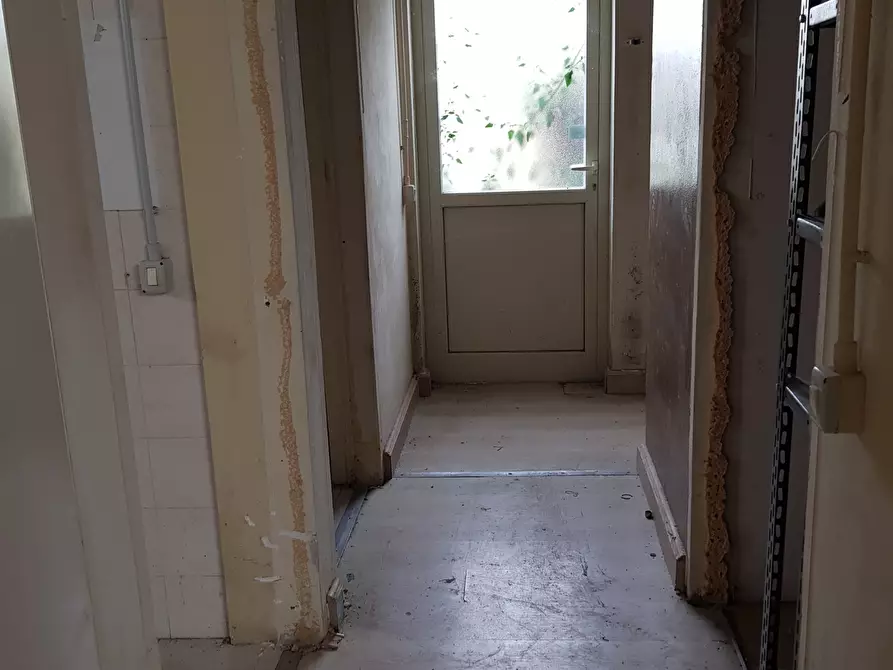 Immagine 4 di Capannone industriale in affitto  in Via della Madonnina a Capannori