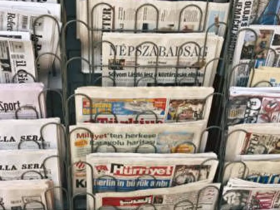 Immagine 2 di Edicola in vendita  in Via santa croce 109 a Lucca