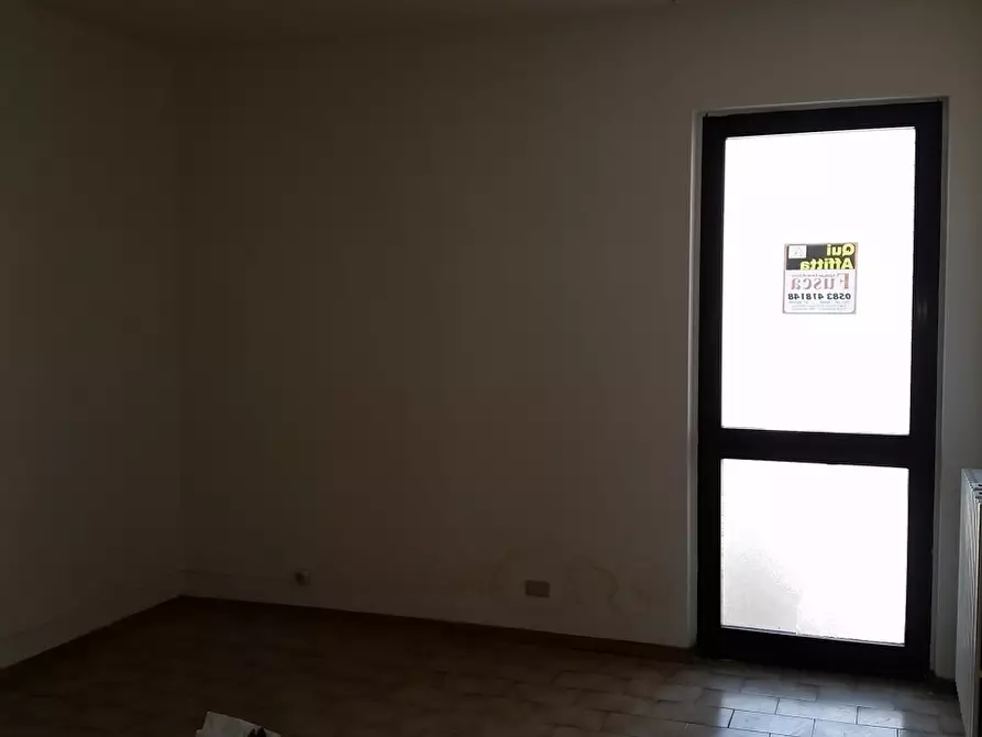 Immagine 8 di Ufficio in vendita  in Viale G. Puccini a Lucca