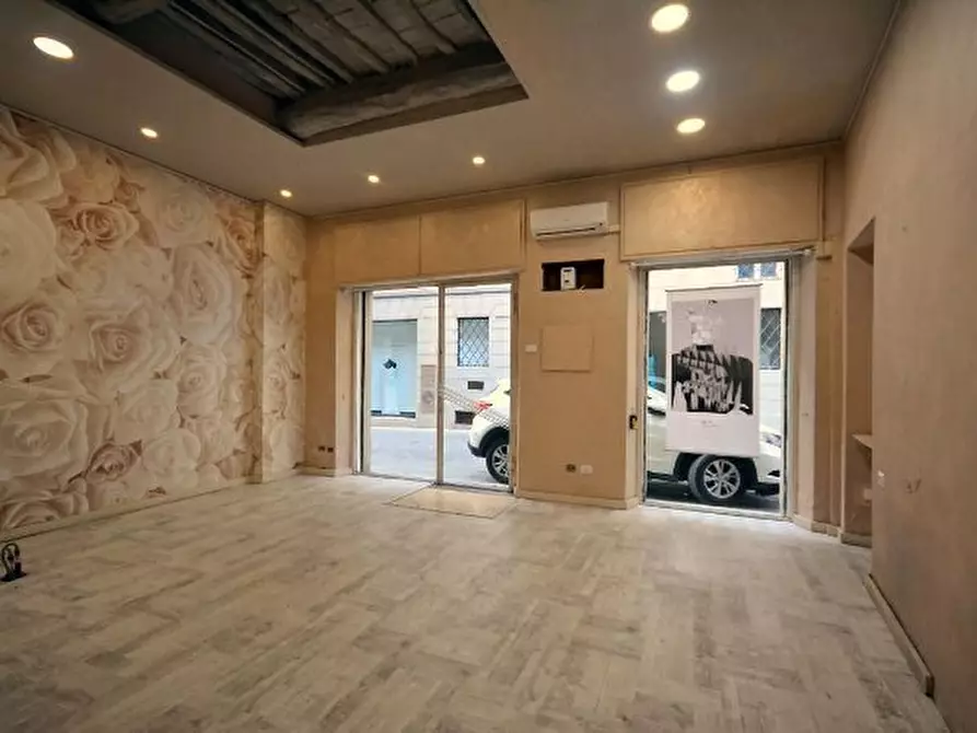 Immagine 7 di Capannone industriale in vendita  in Via Borgo Giannotti a Lucca