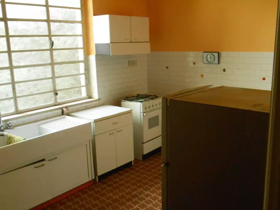 Immagine 12 di Villa in vendita  in Viale Guglielmo Marconi a Lucca