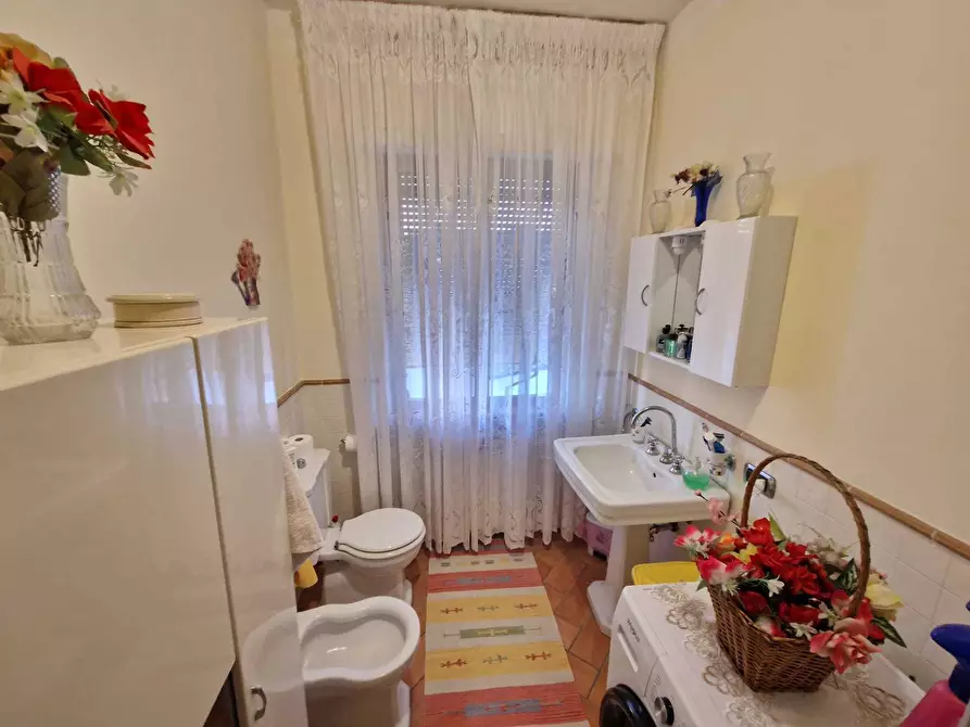 Immagine 6 di Appartamento in vendita  in Via Sant'Angelo a Lucca