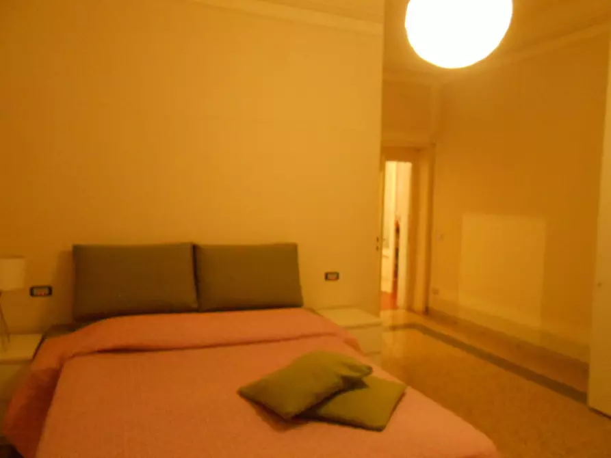 Immagine 29 di Villa in vendita  in Via Francesco Ferraris a Lucca