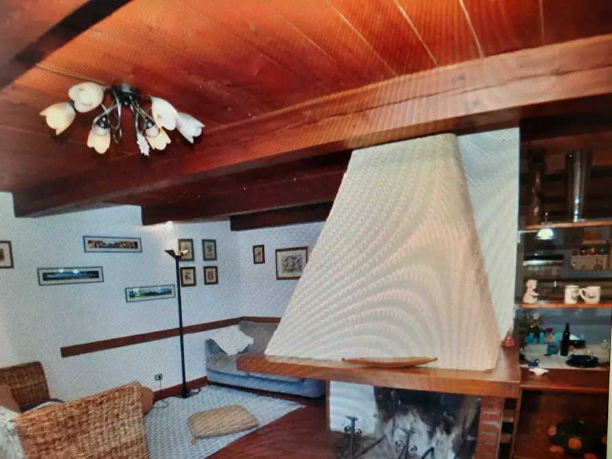 Immagine 15 di Rustico / casale in vendita  in Via del Colle e di Stabbiano a Lucca