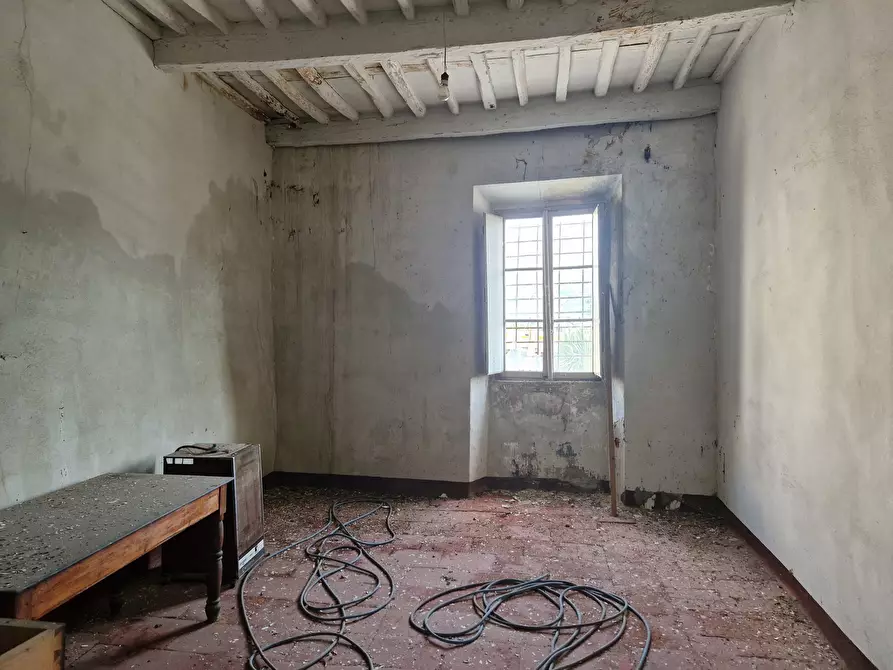 Immagine 4 di Rustico / casale in vendita  in Via montebonelli a Lucca