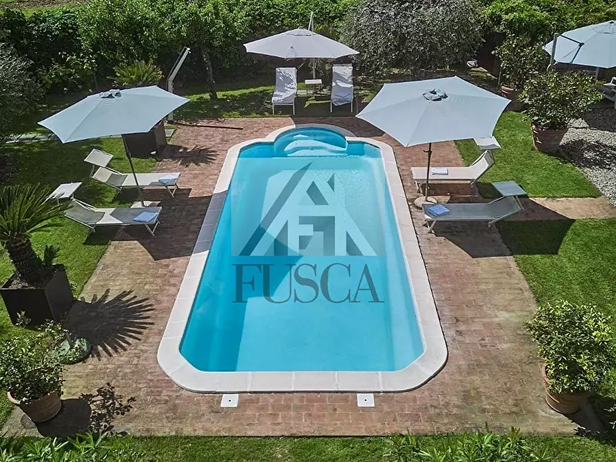 Immagine 45 di Rustico / casale in vendita  in Via del Giardinetto a Lucca