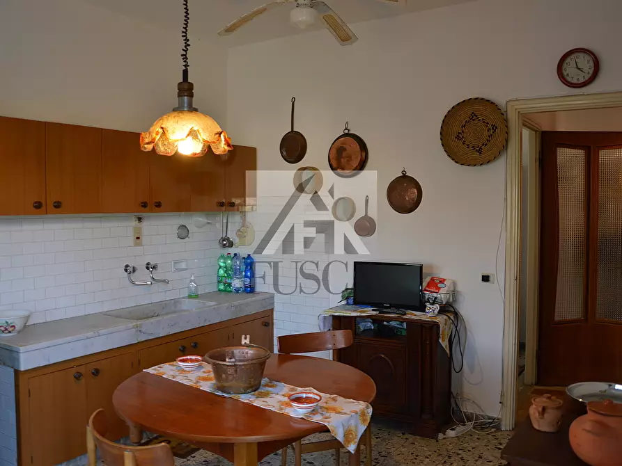 Immagine 22 di Villa in vendita  in Via Montebonelli a Lucca