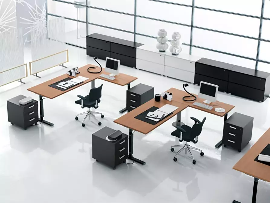 Immagine 3 di Ufficio in vendita  in Viale Lazzaro Papi 29 a Lucca