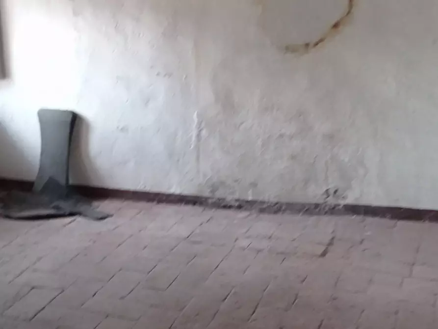 Immagine 25 di Terratetto in vendita  in Via per Corte Capecchio a Lucca