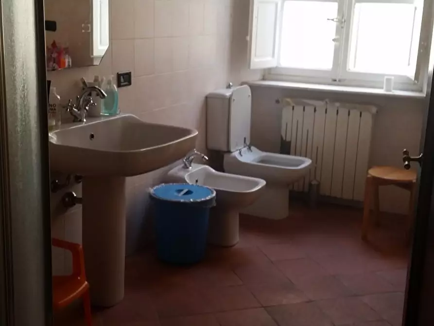 Immagine 14 di Quadrilocale in vendita  in via per camaiore a Lucca