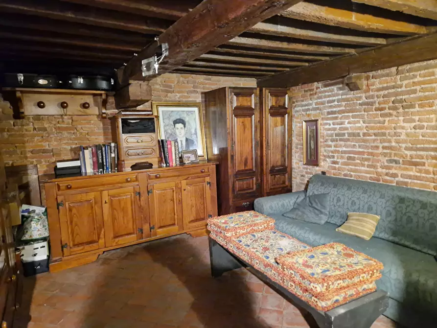 Immagine 16 di Pentalocale in vendita  in piazza san pietro somali a Lucca